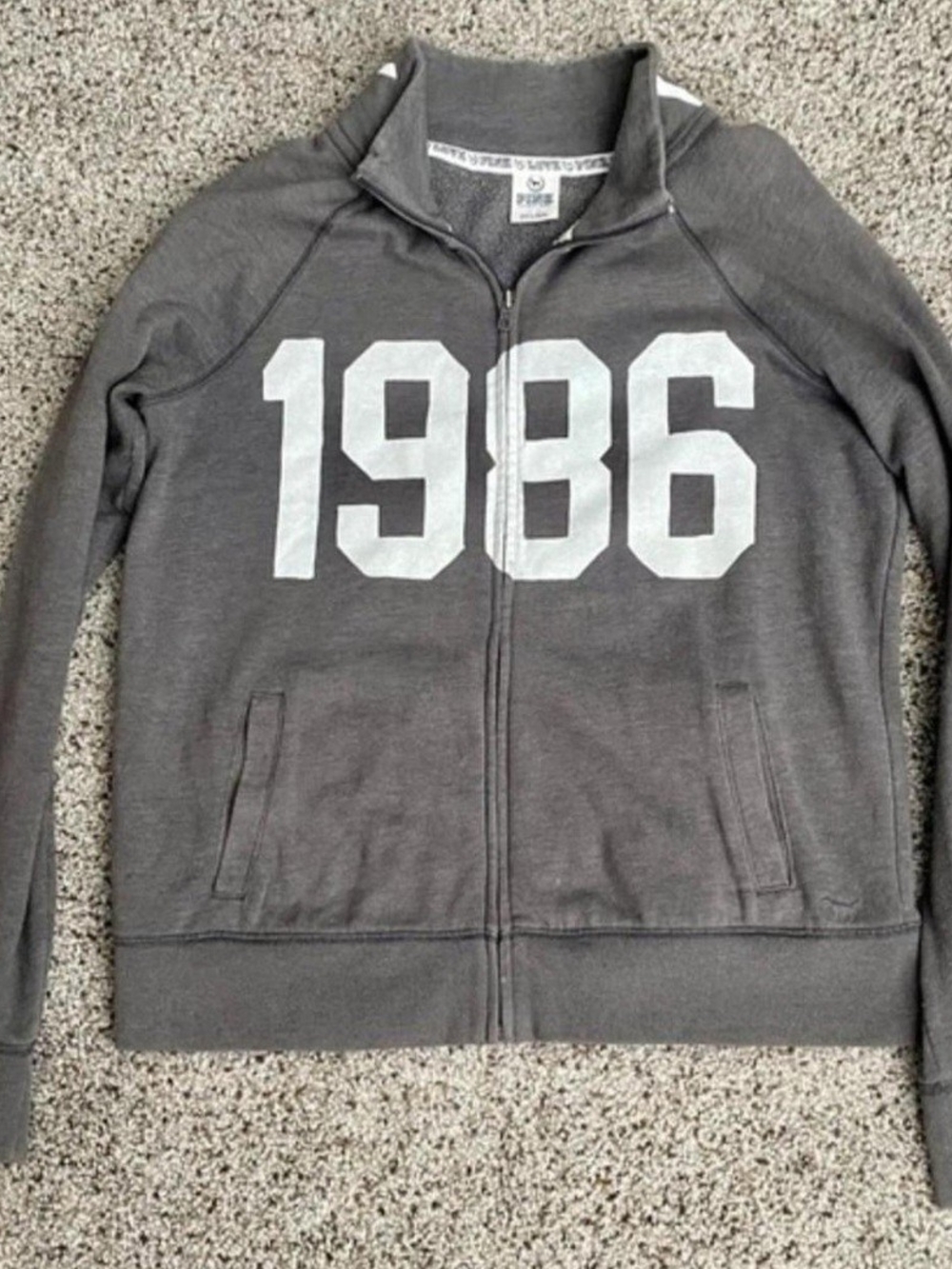 Victoria's Secret Pink Women Gray Zip-Up Sweater with White 1986 Graphic